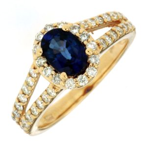SAPPHIRE & DIAMOND RING