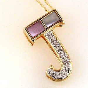 INITIAL DIA & MOPAL PENDANT J