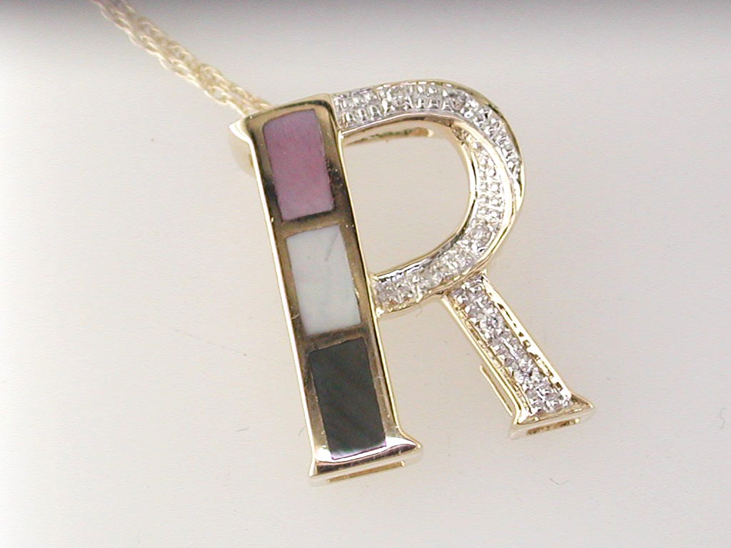 INITIAL DIA & MOPAL PENDANT R