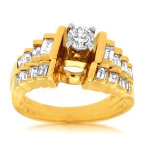 DIAMOND ENGAGEMENT RING
