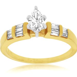 DIAMOND ENGAGEMENT RING