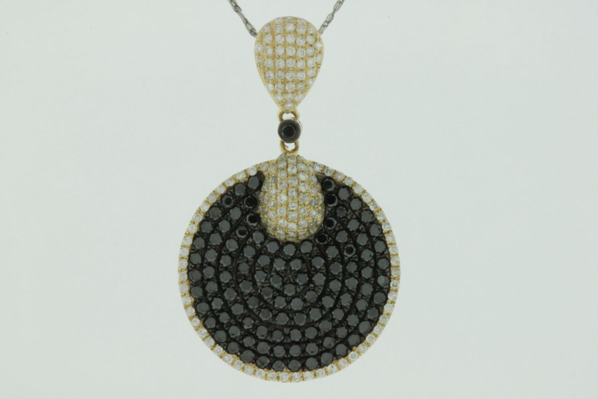 BLACK DIAMOND & DIA PENDANT