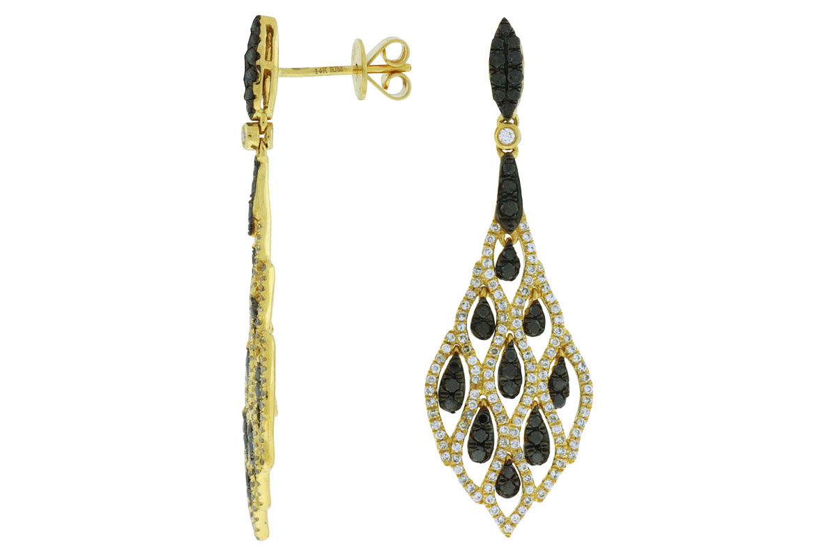 DIAMOND &BLACK DIAMOND EARRING