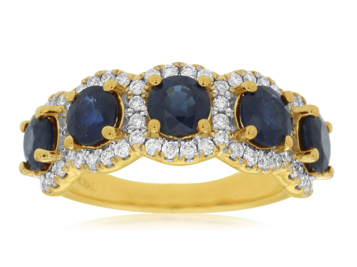 SAPPHIRE & DIAMOND RING