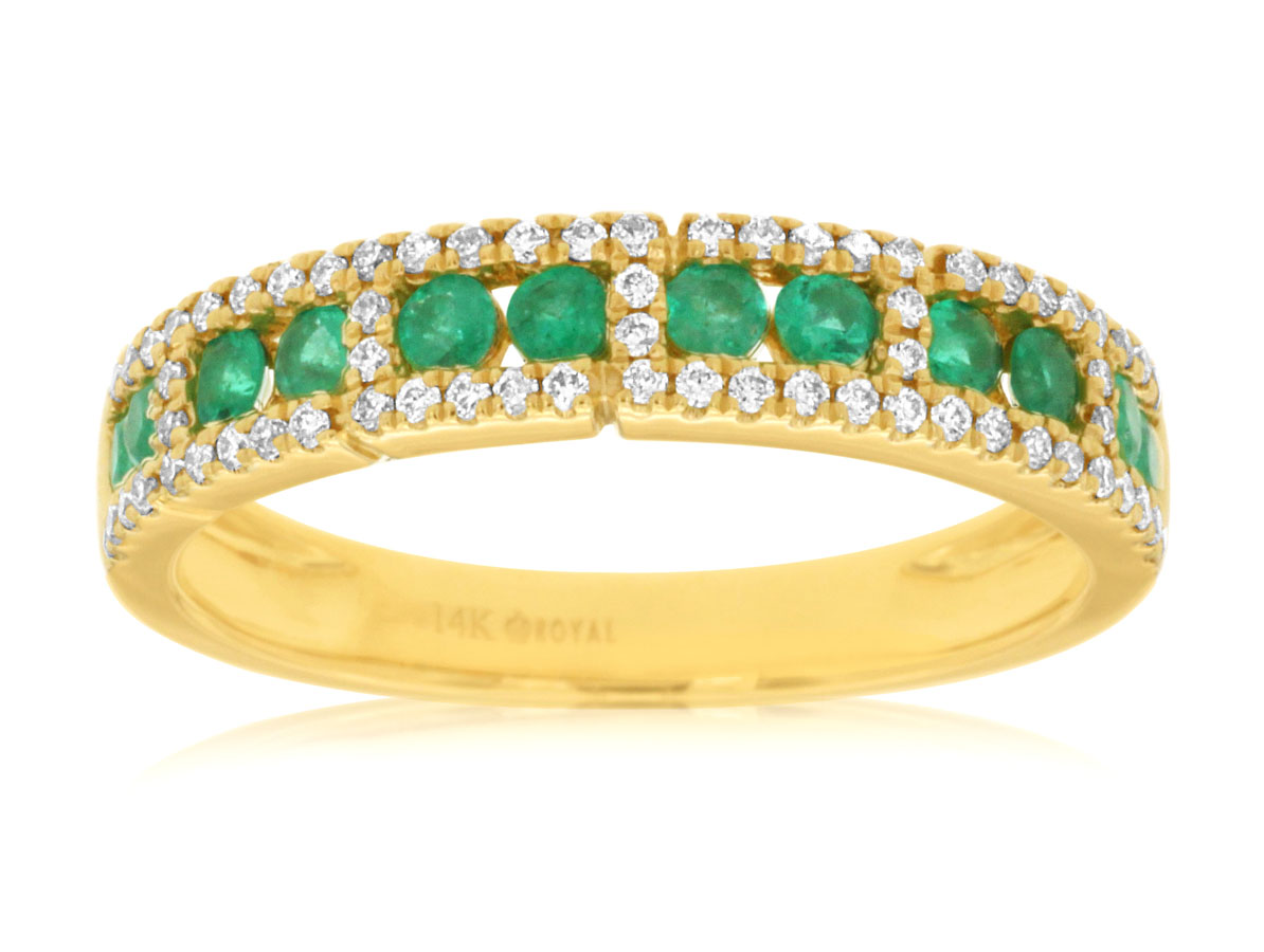 EMERALD & DIAMOND RING