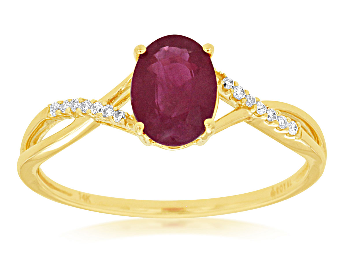 RUBY & DIAMOND RING