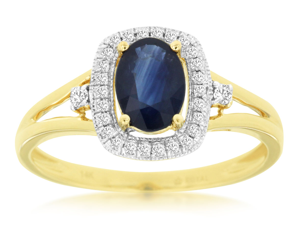 SAPPHIRE & DIAMOND RING