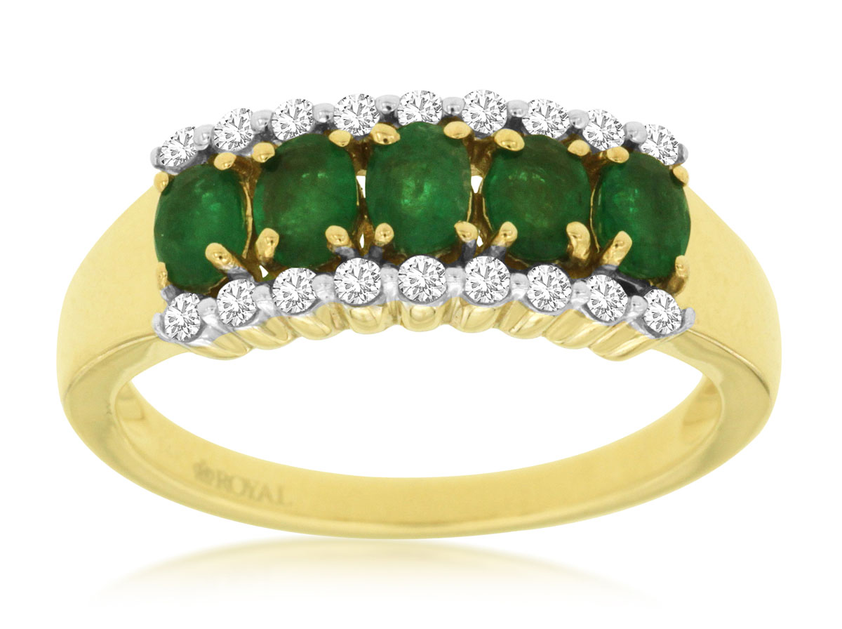 EMERALD & DIAMOND RING