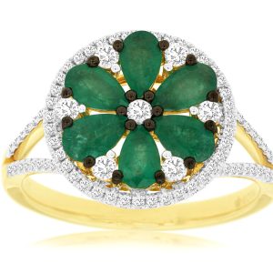 EMERALD & DIAMOND RING