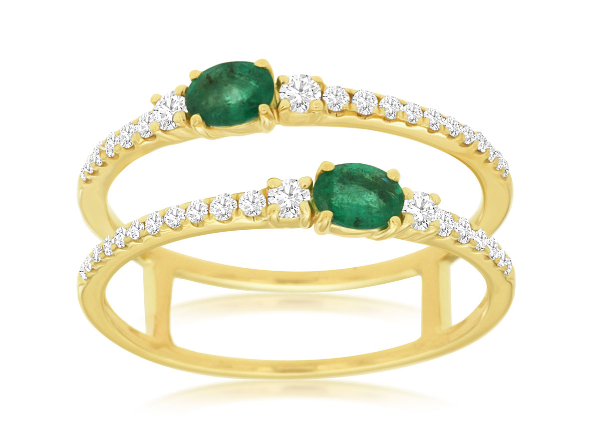 EMERALD & DIAMOND RING