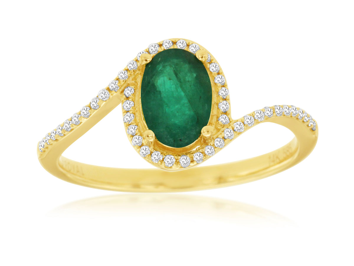 EMERALD & DIAMOND RING