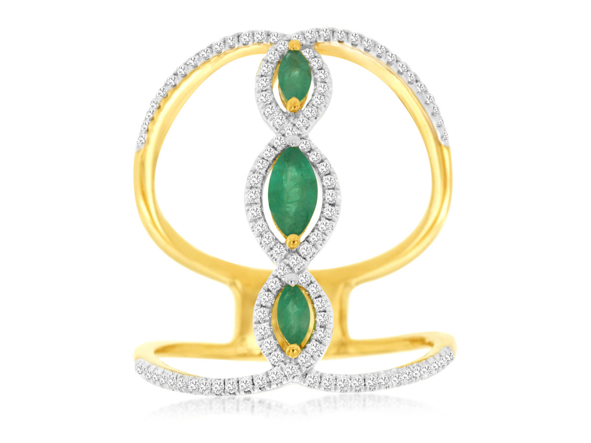 EMERALD & DIAMOND RING