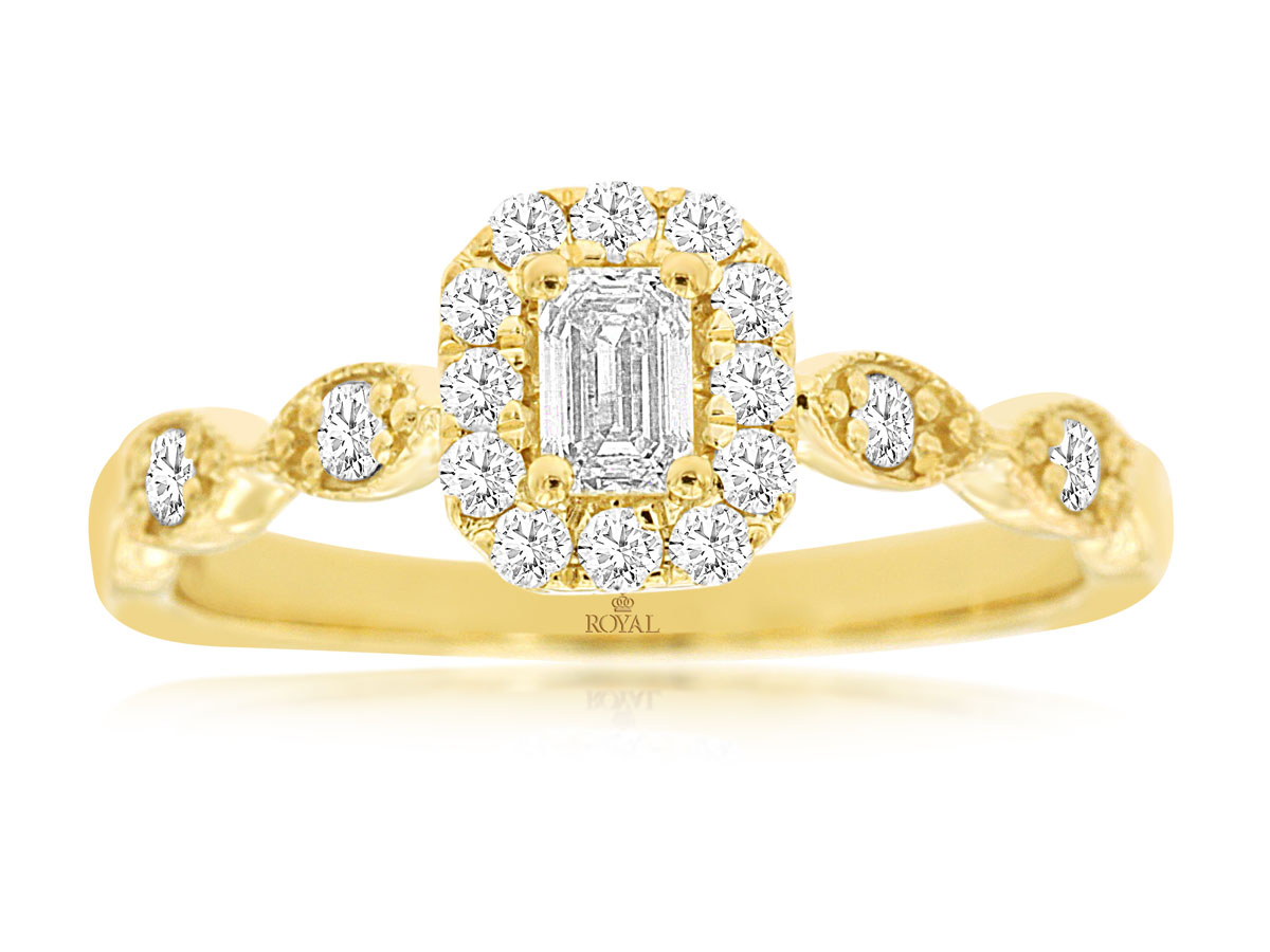 DIAMOND ENGAGEMENT RING