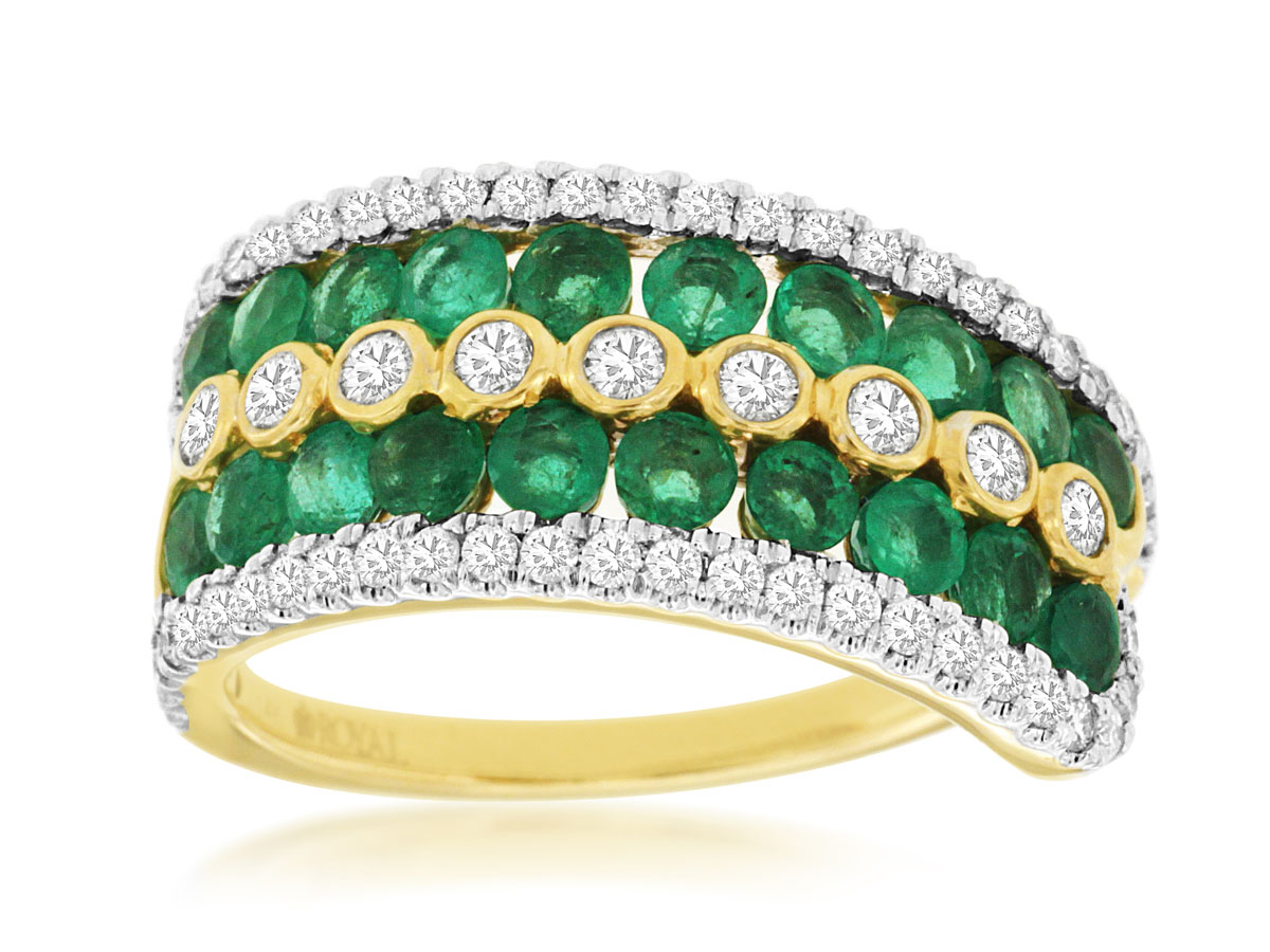 EMERALD & DIAMOND RING