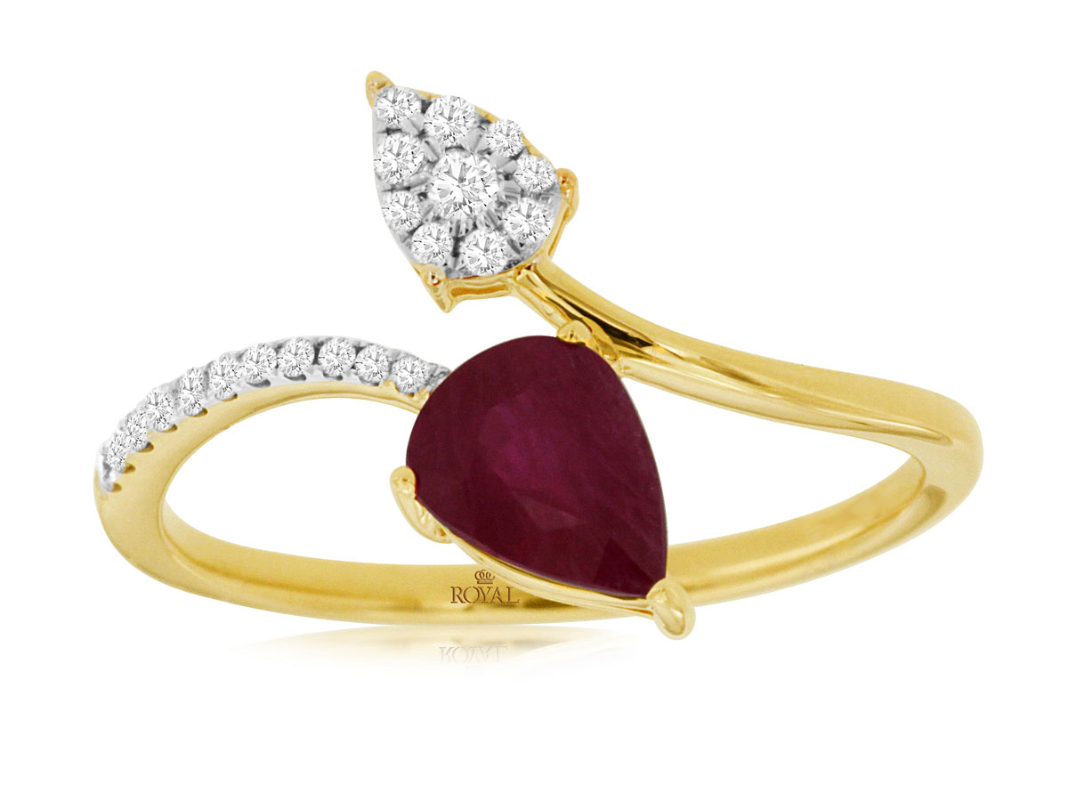 RUBY & DIAMOND RING