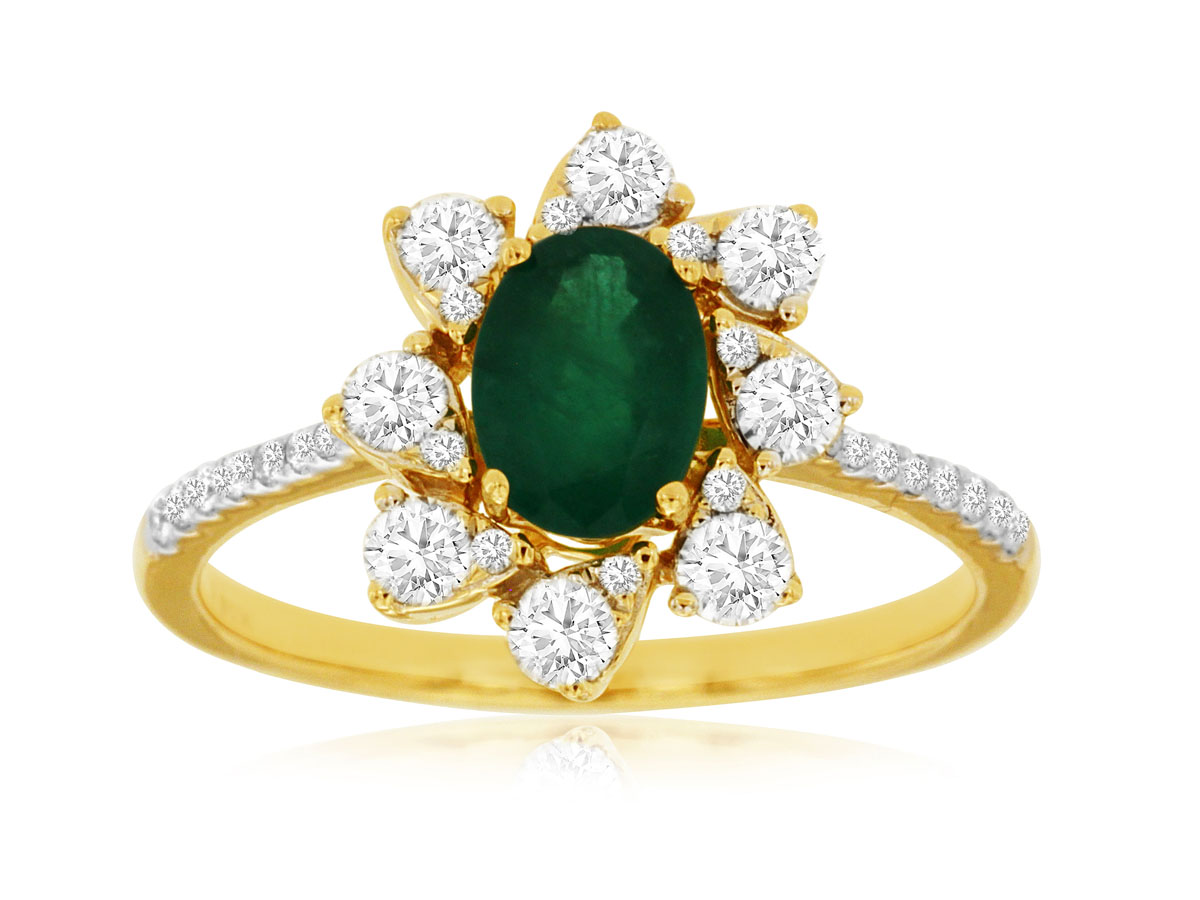EMERALD & DIAMOND RING