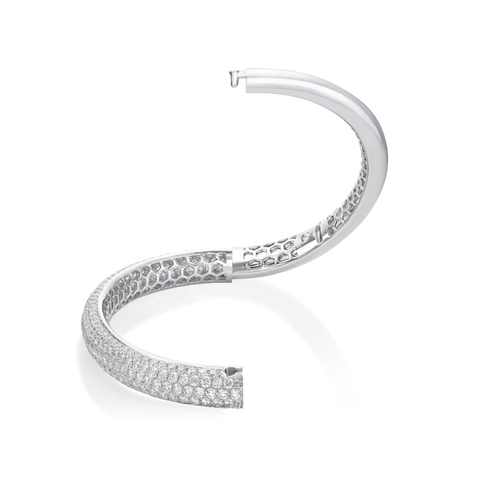 Pirouette Pave Bangle 5.50ctw approx.