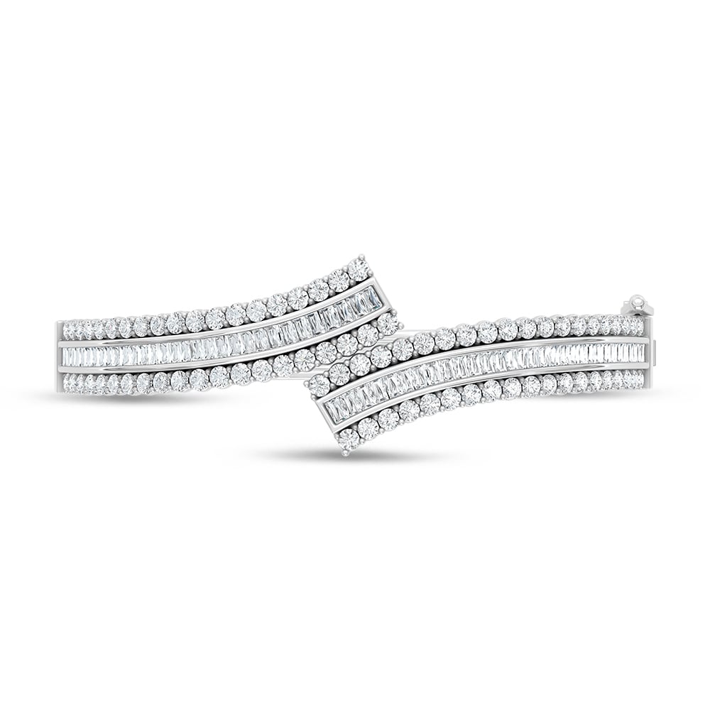 14K White Gold Lab Grown Diamond 4 1/2 Ct.Tw. Round and Tapper Fancy Bangle