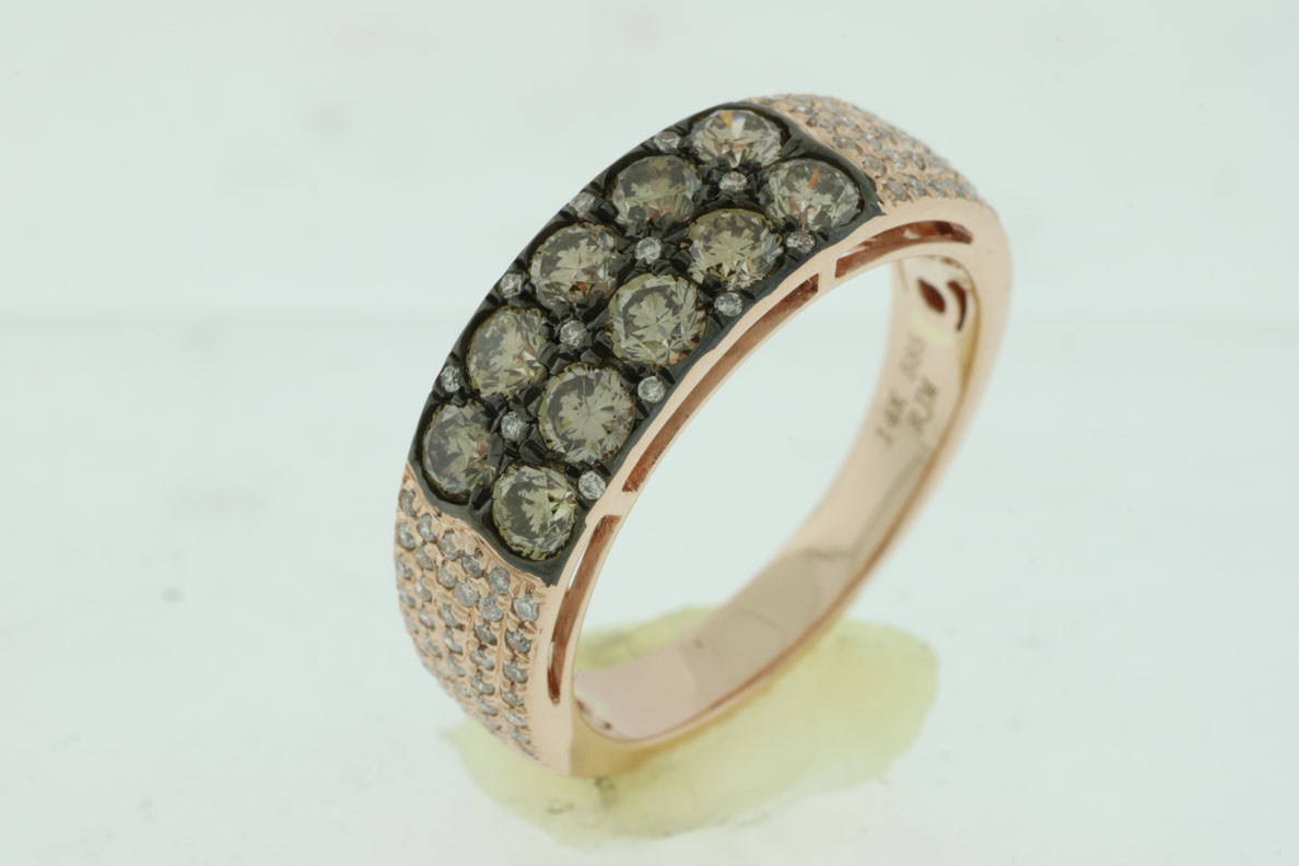 DIAMOND & MOCHA WEDDING BAND
