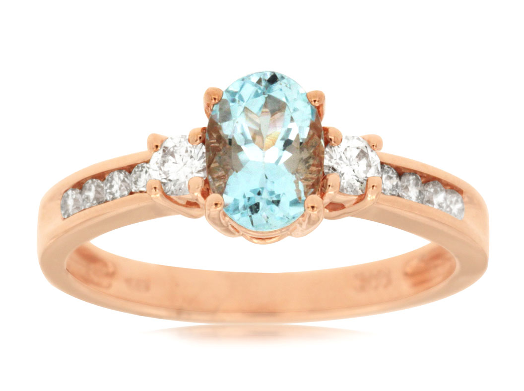 AQUAMARINE & DIAMOND RING