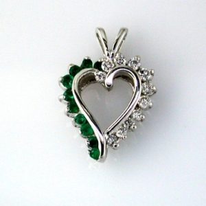 EMERALD & DIA HEART PENDANT
