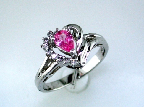 PINK SAPP & DIA HEART RING