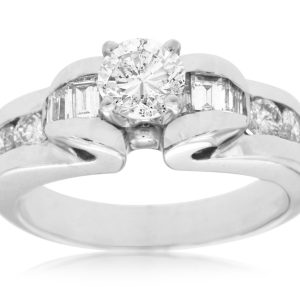DIAMOND ENGAGEMENT RING