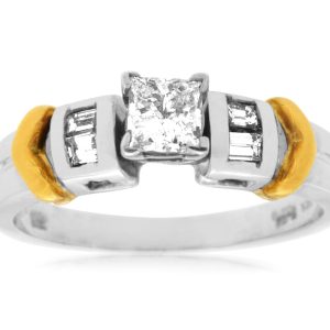 DIAMOND ENGAGEMENT RING