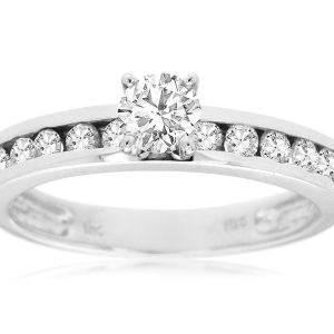 DIAMOND ENGAGEMENT RING