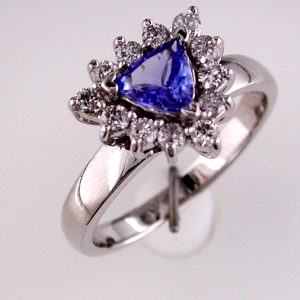 TANZANITE & DIAMOND RING