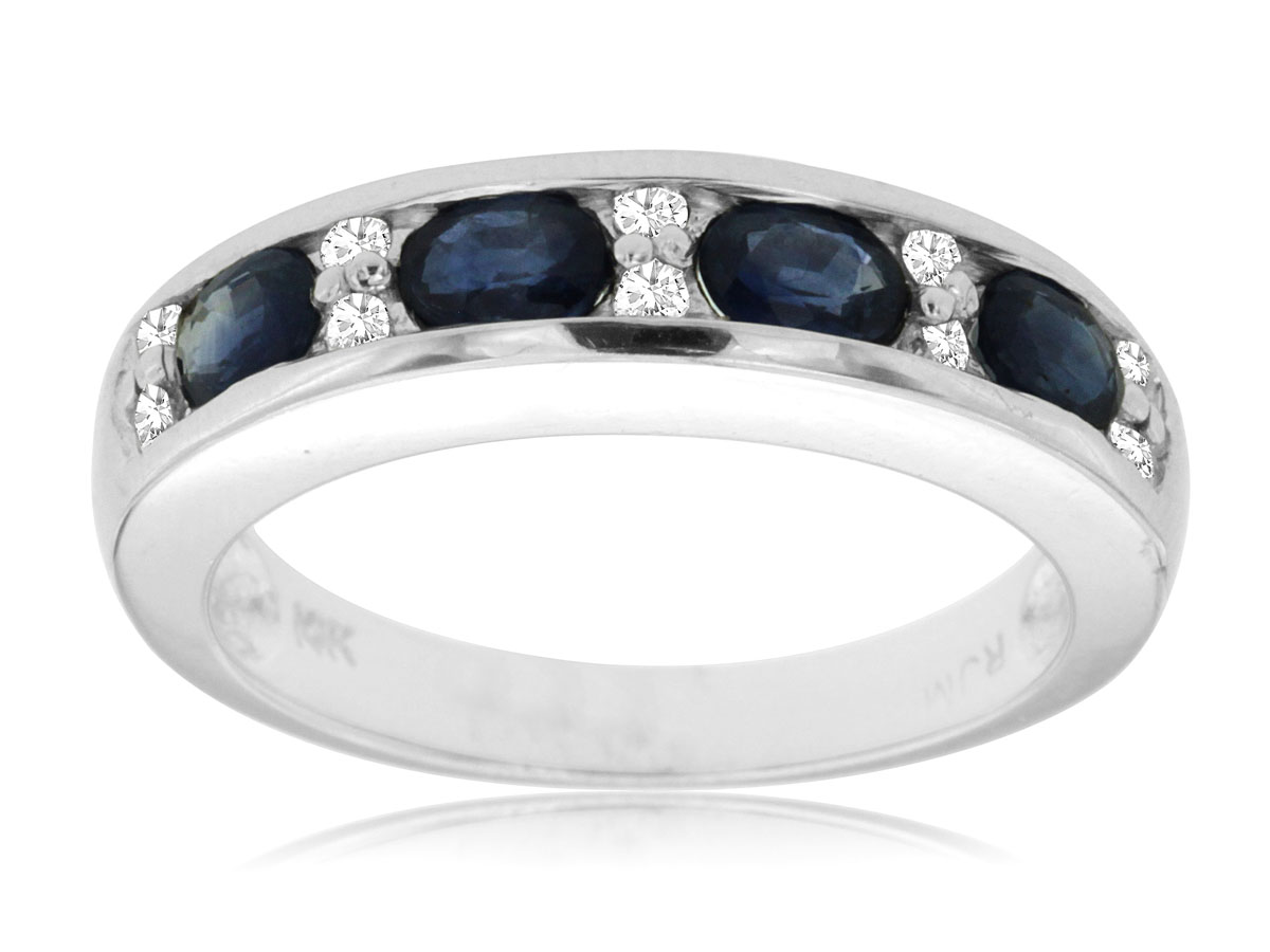 SAPPHIRE & DIAMOND RING