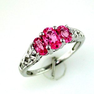 PINK SAPPHIRE & DIAMOND RING