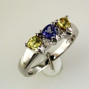 TANZANITE & YELLOW ‘SP’ RING