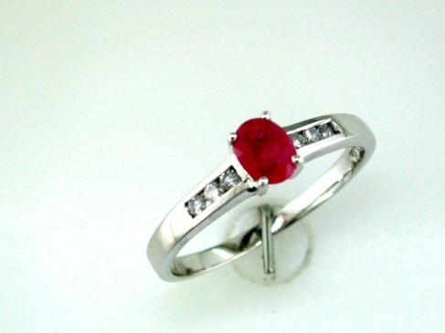 RUBY & DIAMOND RING
