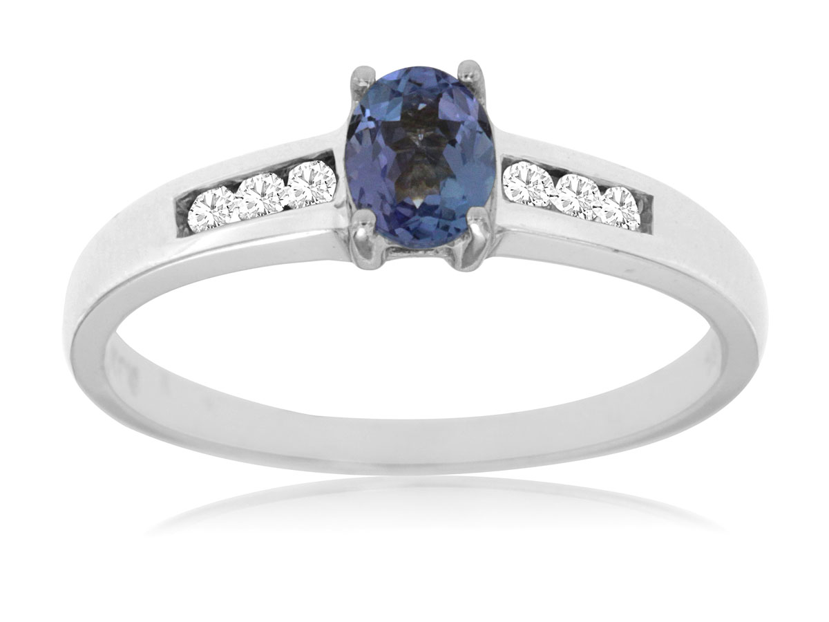 TANZANITE & DIAMOND RING