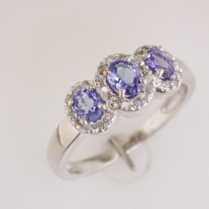 TANZANITE & DIAMOND RING