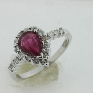 RUBY & DIAMOND RING