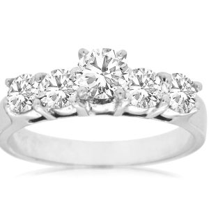 DIAMOND ENGAGEMENT RING