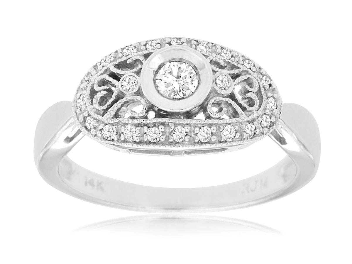 DIAMOND RING