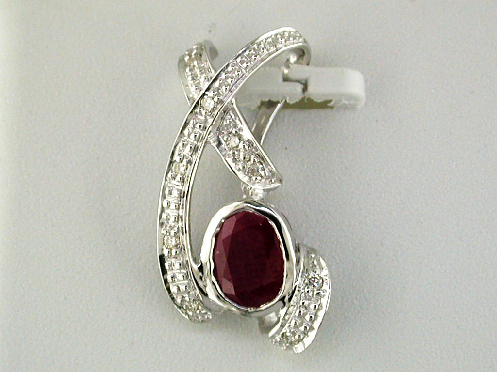 RUBY & DIAMOND PENDANT