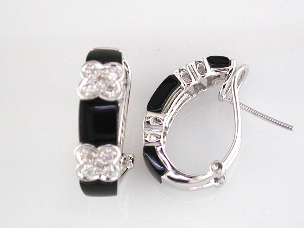 ONYX & DIAMOND EARRING