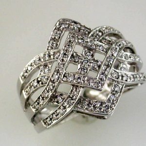 DIAMOND RING