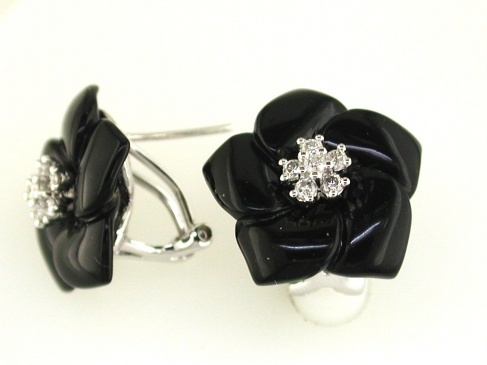 ONYX & DIAMOND EARRING