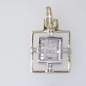 DIAMOND PENDANT