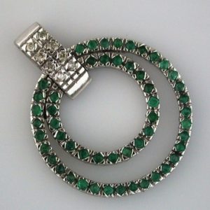 EMERALD & DIA CIRCLE PENDANT