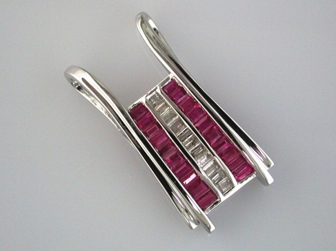 RUBY & DIAMOND PENDANT