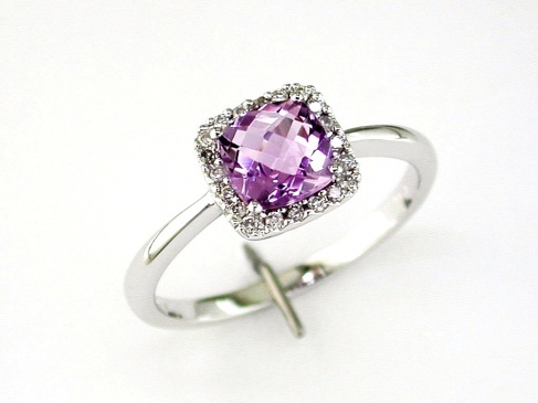 AMETHYST & DIAMOND RING