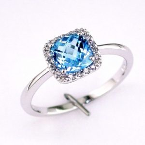 BLUE TOPAZ & DIAMOND RING