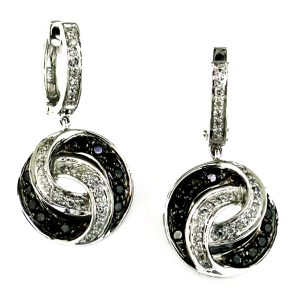 DIAMOND &BLACK DIAMOND EARRING