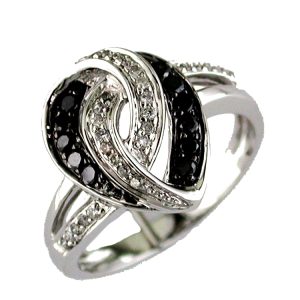 BLACK DIAMOND & DIAMOND RING